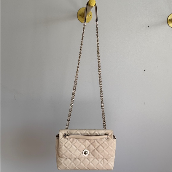 Kate Spade cream quilted turn key lock pleated sides shoulder/ crossbody - Picture 11 of 12